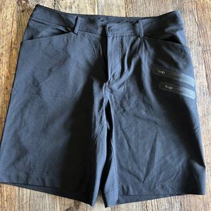 Lululemon Men's Shorts - Black - Size 40